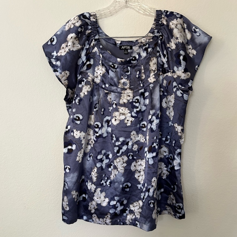 Apt. 9 Blouse Blue & White Floral Blouse XL